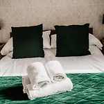 The Railway 3* Skipton